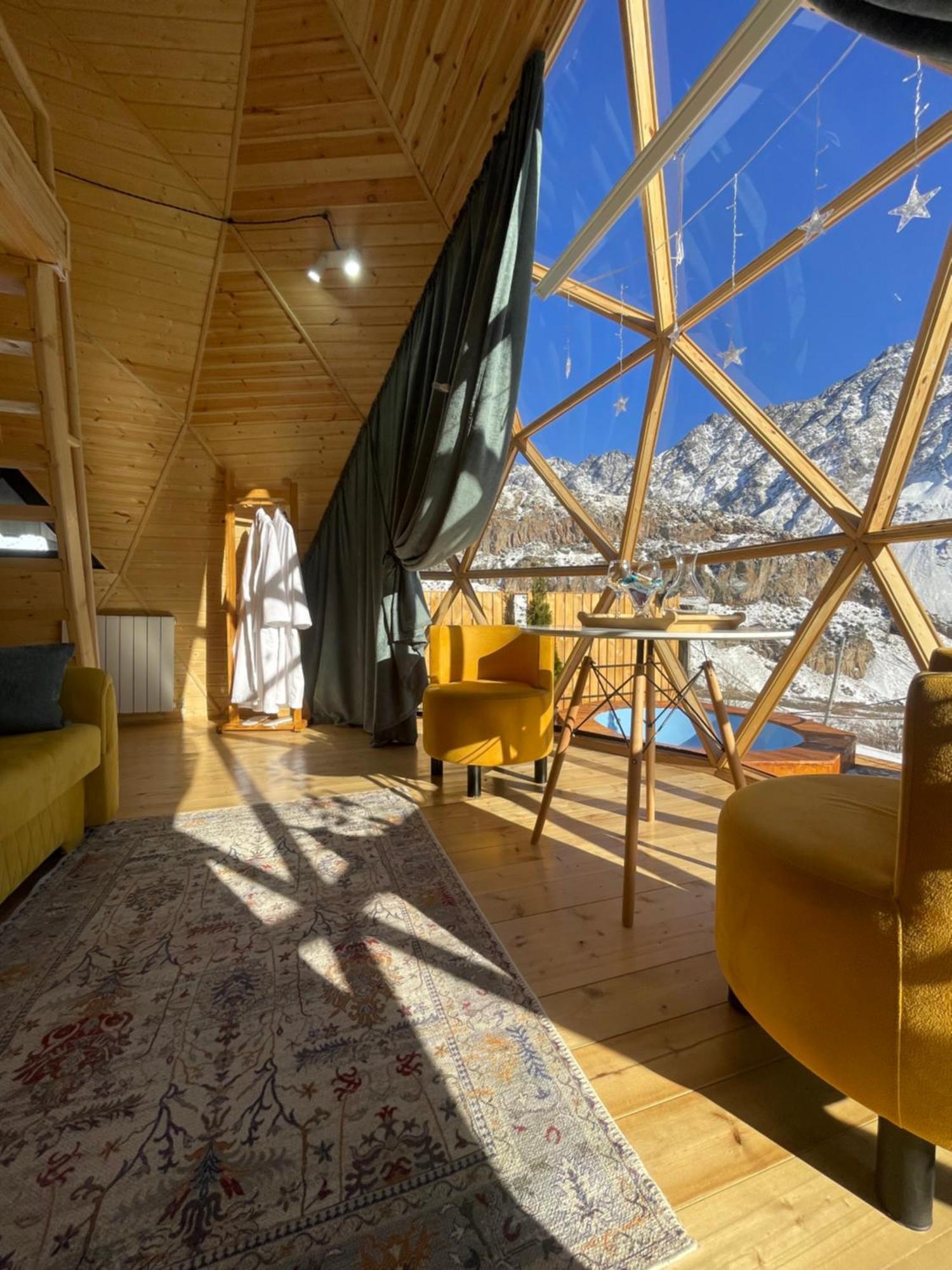 Gabua Glamping Villa Kazbegi Exterior foto